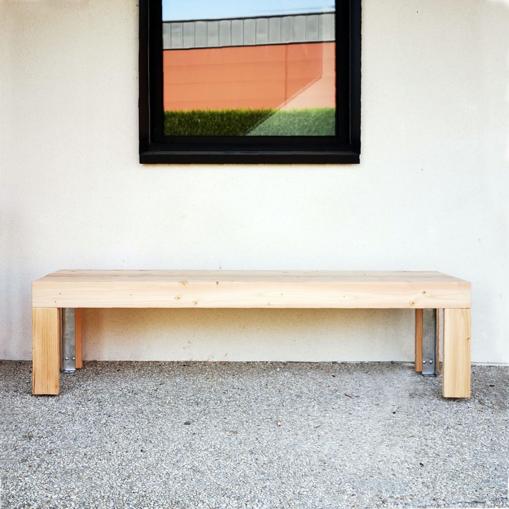 banquette urbaine en bois douglas naturel
