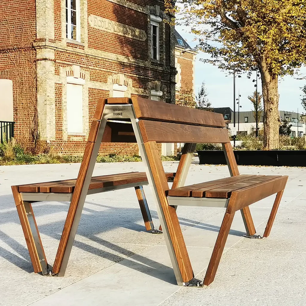 Banc urbain dos-à-dos en frêne thermotraité (tht)